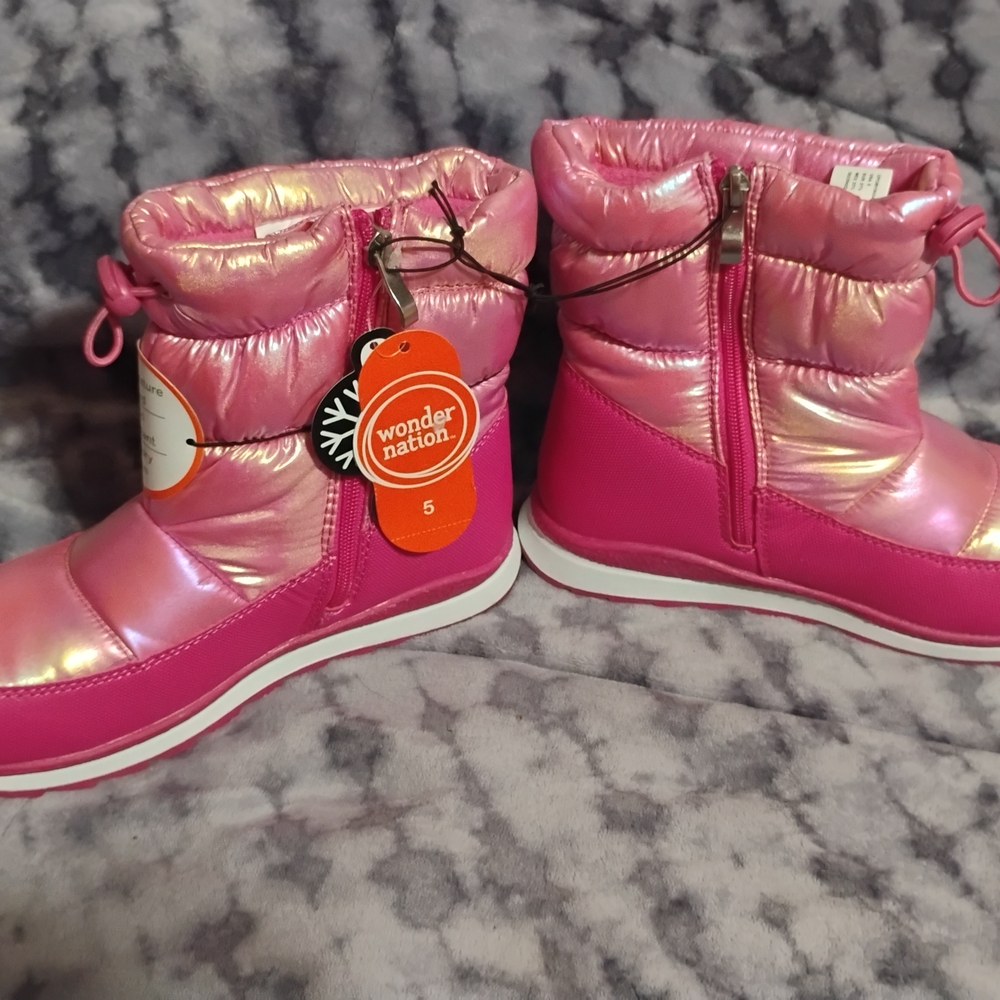 Wonder Nation Iridescent Pink Kids Boots